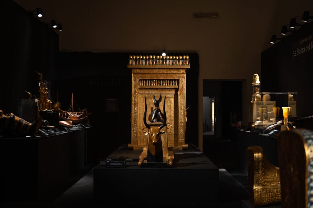 Una mostra a Bologna per entrare nei misteri della tomba di Tutankhamon. Intervista all’egittologo 