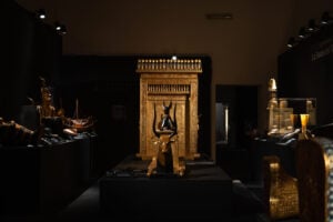 Una mostra a Bologna per entrare nei misteri della tomba di Tutankhamon. Intervista all’egittologo 