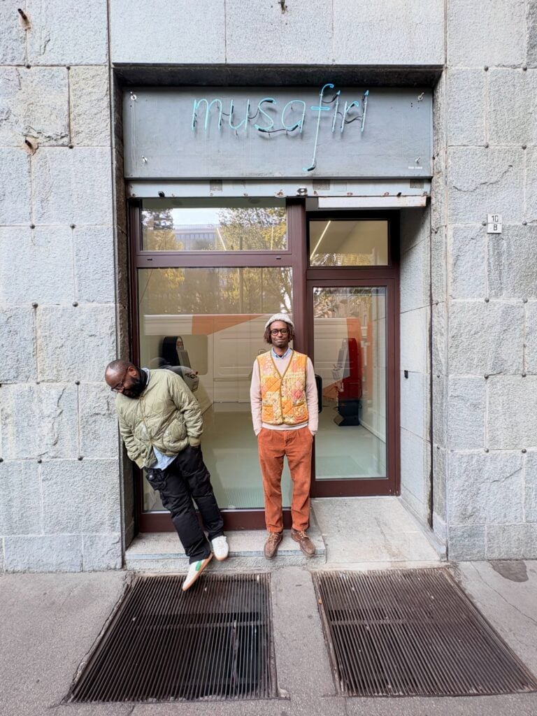 A Torino due artisti rwandesi aprono un nuovo spazio espositivo non profit (e sotto c’è un atelier da vedere)