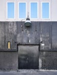 Che fine hanno fatto i locali dove Milano ascoltava musica? Un fotografo li ritrae (ma sono vuoti)