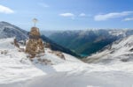 &Ouml;tzi, l&rsquo;uomo del ghiaccio, Piramide eretta sul luogo del ritrovamento