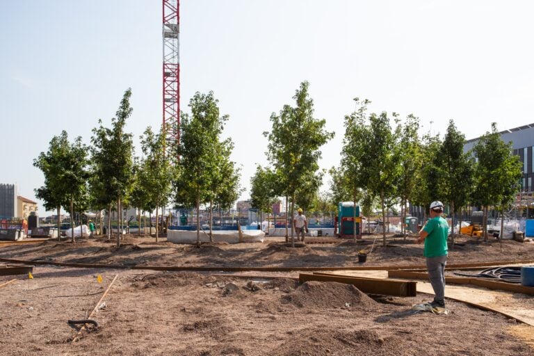Sembra un parco sospeso ma &egrave; un nuovo ospedale pubblico di Milano.&nbsp;L'anteprima