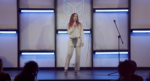 Amore, fame e salute mentale. Spettacolo di stand up dell’artista Reverie a Milano: il video 