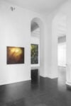 Veduta parziale della mostra di Helmut Schober, Foto &copy; Fabio Mantegna, courtesy Fondazione Mudima, Lumen 3, 2007, acrilico su tela, 97 x 97 cm