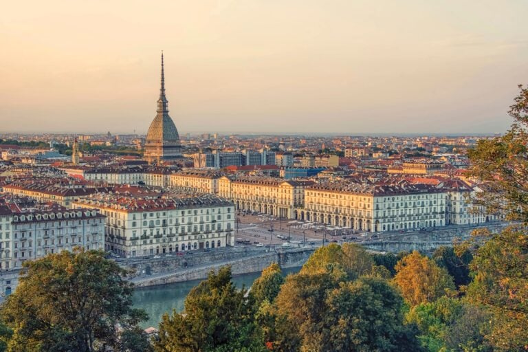 Torino Art Week 2026: le 4 fiere da vedere in città tra arte antica, moderna e contemporanea 