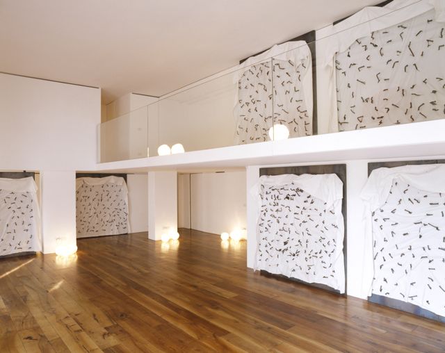 Alda Fendi porta Kounellis
