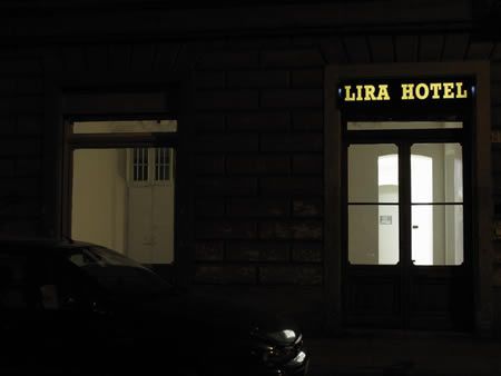 Lira Hotel - Scott Myles