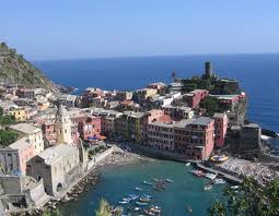 Un arcobaleno di speranza e di gioia per Vernazza