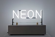 Neon. La materia luminosa dell’arte