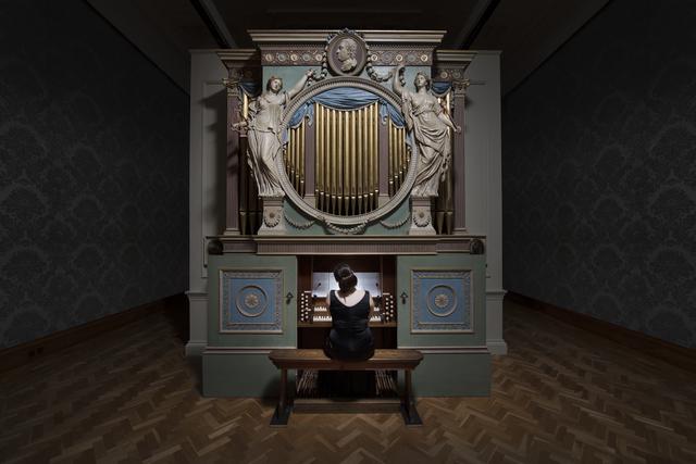 Ragnar Kjartansson - The Sky in a Room