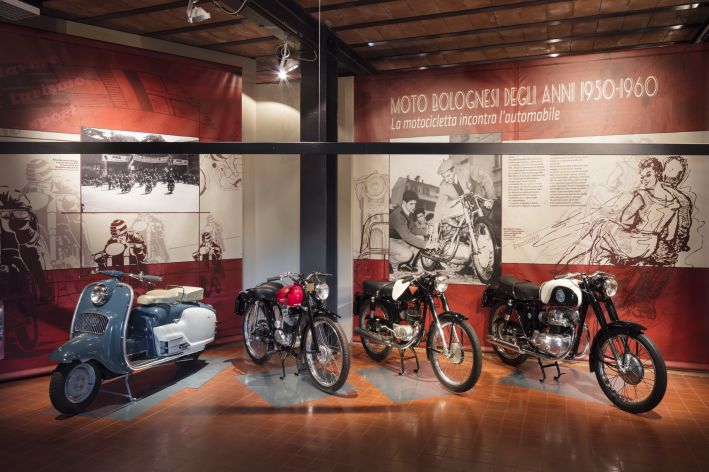 Moto bolognesi degli anni 1950-1960. La motocicletta incontra l'automobile