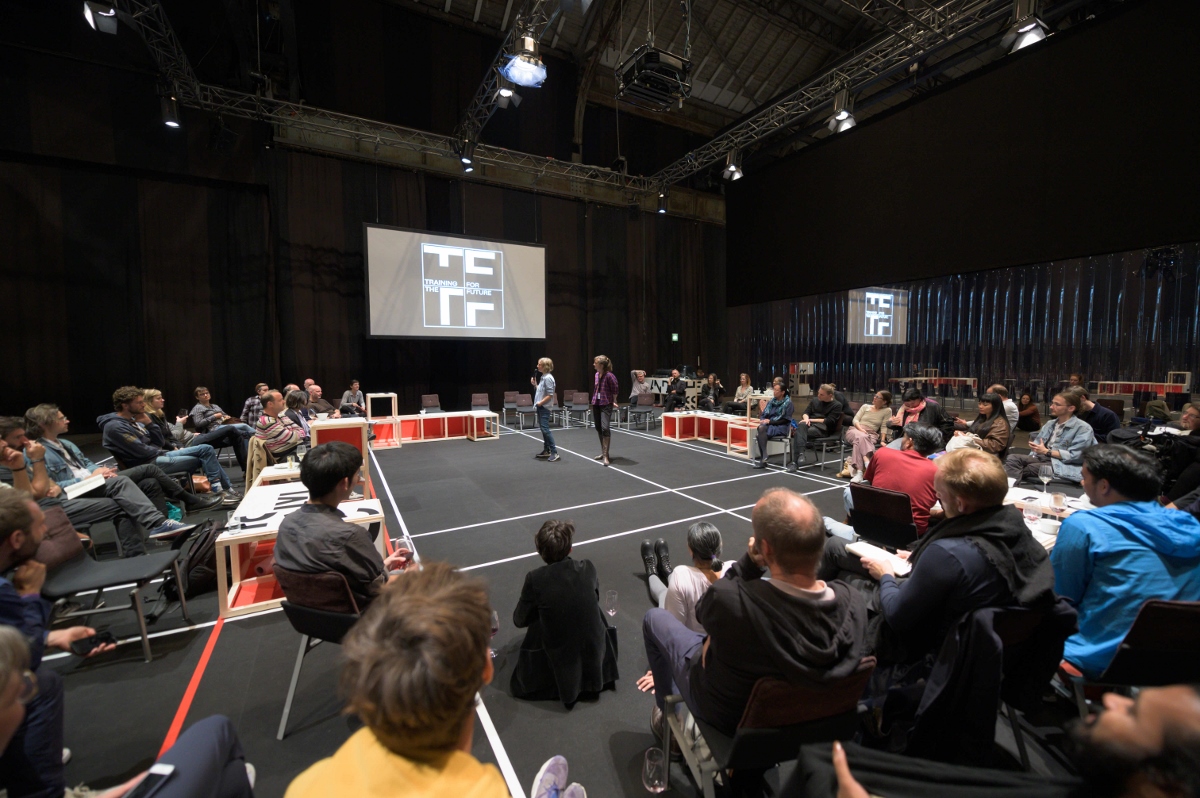 Training for the Future: Pretendiamo un milione di anni | Artribune