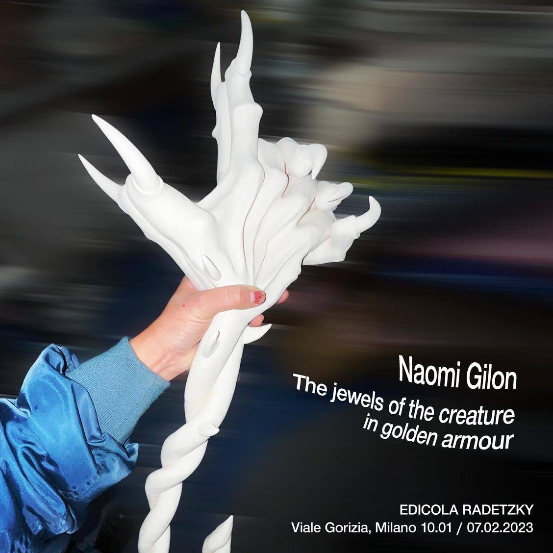 Naomi Gilon - The jewels of the creature in golden armour