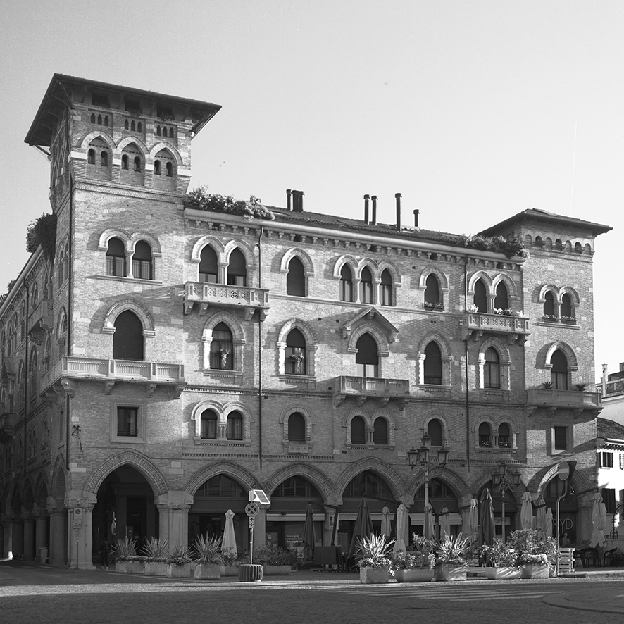 Candiani N.1: un omaggio al primo architetto di Treviso