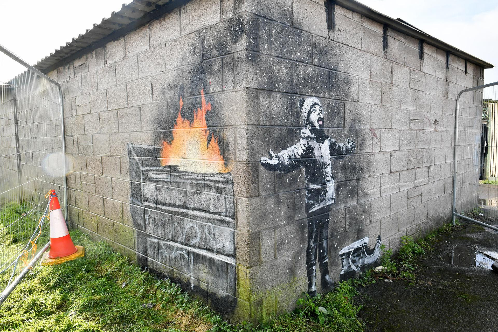 Banksy - Painting Walls. An Unauthorized Exhibition